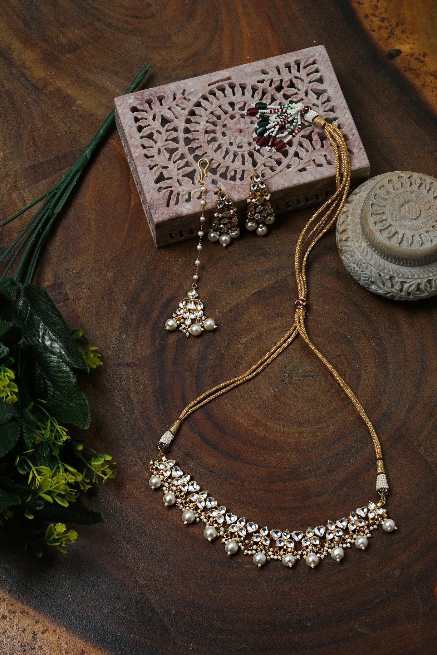 Pearl Drop Necklace Set with Mangtika