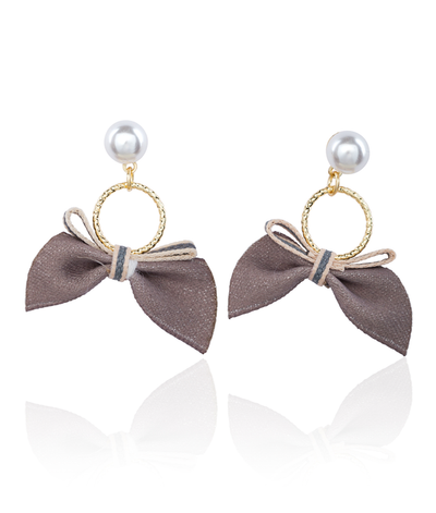 Pearly Bow Earrings